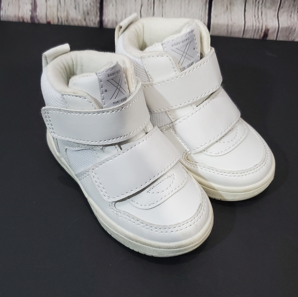 h and m white sneakers